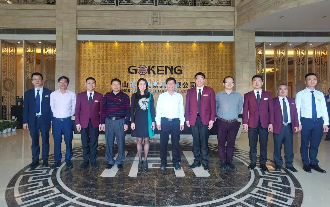 共謀發(fā)展｜港口鎮(zhèn)政府領(lǐng)導(dǎo)一行蒞臨國(guó)景家具參